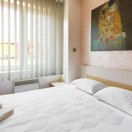 Apartments Nana جولوباك المظهر الخارجي الصورة
