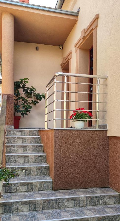 Apartments Nana جولوباك المظهر الخارجي الصورة